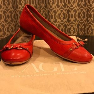 Women’s AGL orange Flats